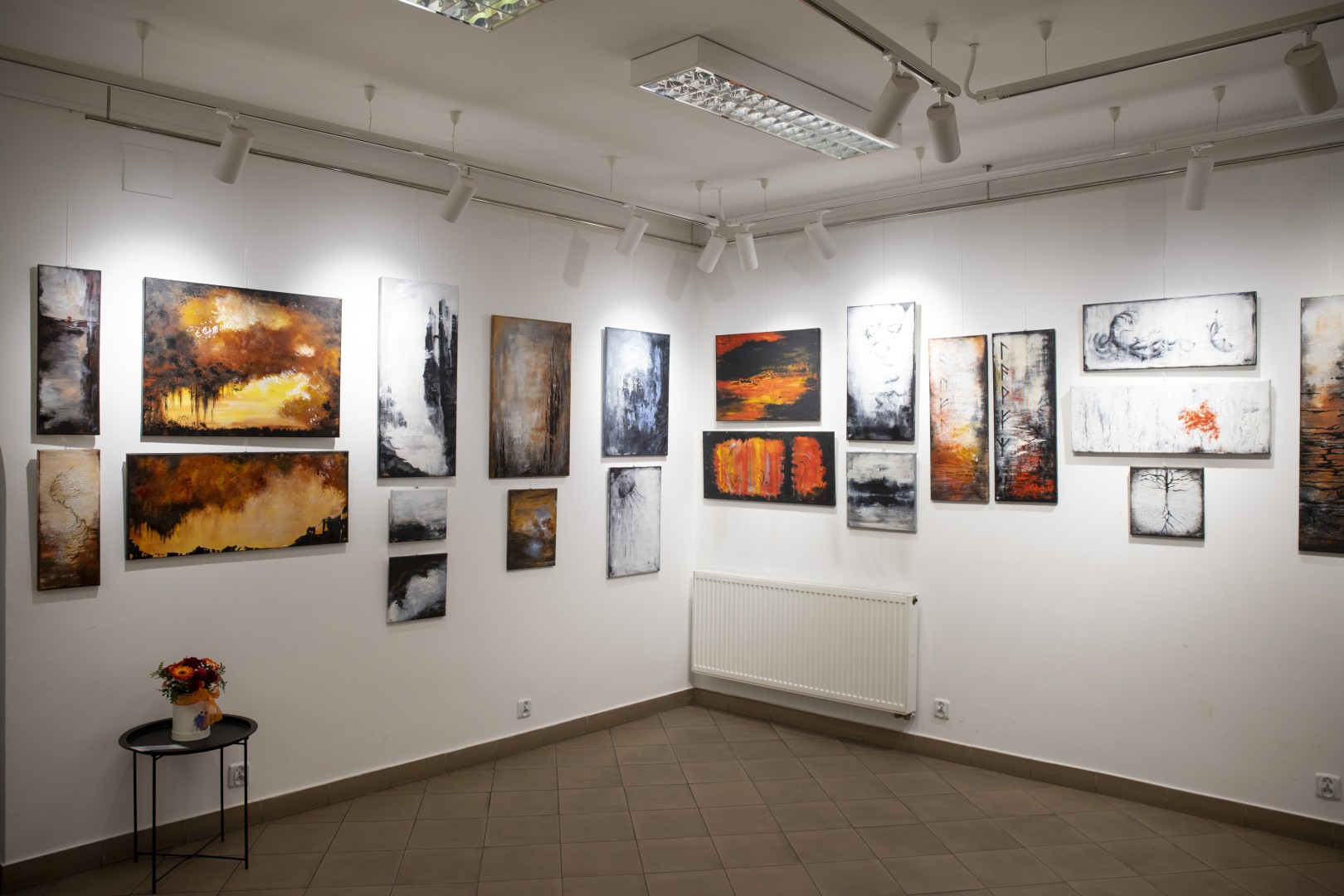 Wernisaż wystawy malarstwa i fotografii Anny Śnieżek/2023.03.03, Galeria ARTadres