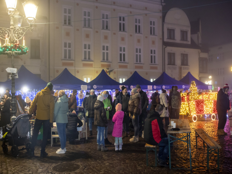 Miejskie Centrum Kultury w Skoczowie - Skoczowski Jarmark Restauratorów/ 20.12.2025 r., Rynek - Skoczów